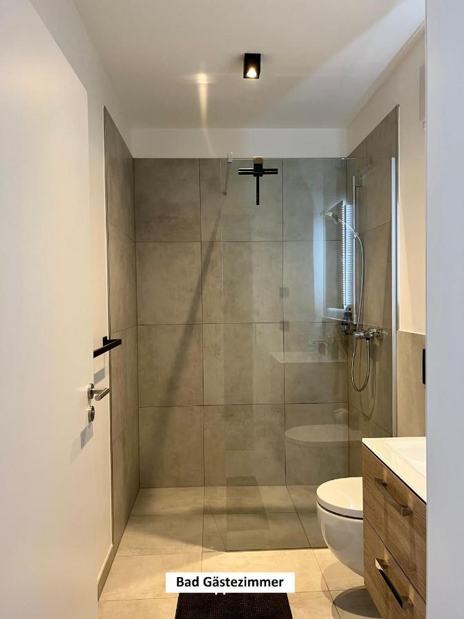 "Auslese 54" -Direkt Am Moselufer- Gaestezimmer & Ferienwohnung 特拉本特拉巴赫 外观 照片