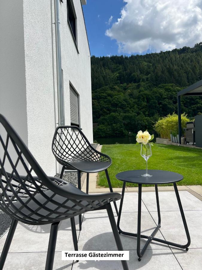 "Auslese 54" -Direkt Am Moselufer- Gaestezimmer & Ferienwohnung 特拉本特拉巴赫 外观 照片
